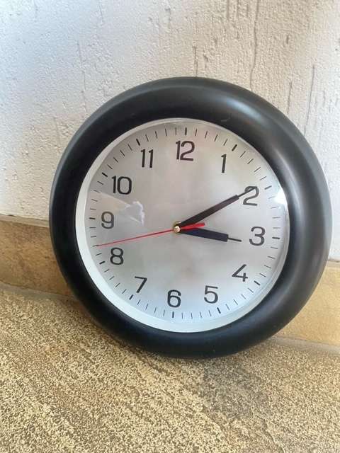 Quartz Small Wall Clock Black