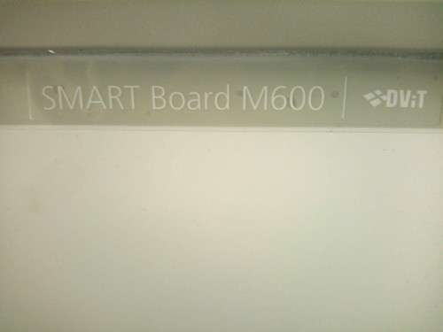 OVER HEAD PROJECTOR Includes Smart Board Screen