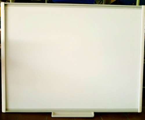 OVER HEAD PROJECTOR Includes Smart Board Screen