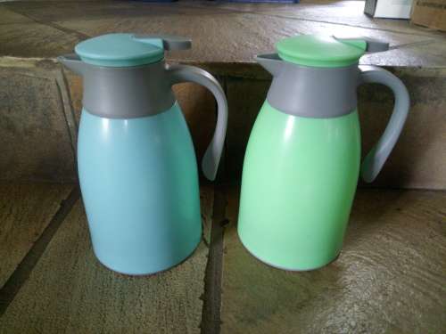Vacuum Jug Green & BlueUnbreakable 1.5 Litre