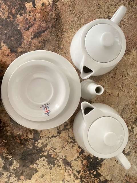 Kitchen Set - VIEW DESCRIPTION