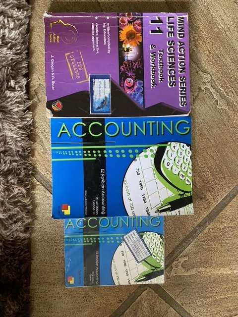 GRADE 11 Accounting & Life Science - View Description