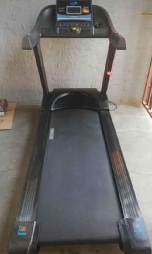 POWERCORE XPL1000 Commercial Treadmill Touch Screen