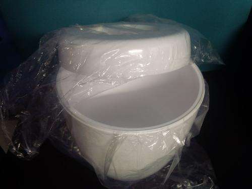 Ice Bucket White Inner Includes Lid ** 5LT