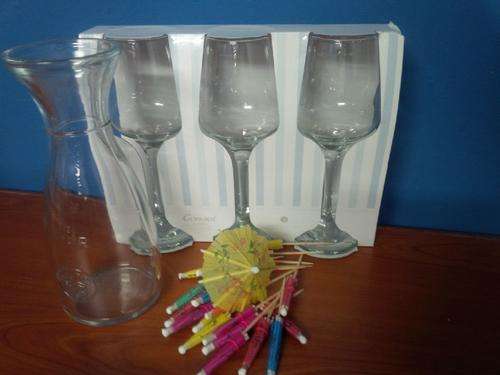 320ml Lorient Red Wine Glasses ** SET OF 3 ** Consol + 500ml Decanter + 20 Cocktail Umbrellas