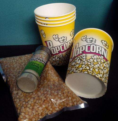 Popcorn Seeds 1kg Includes 1x Popcorn Delight Spice + 5 Disposable Round Cups 1.2lt * 3 On Auction**
