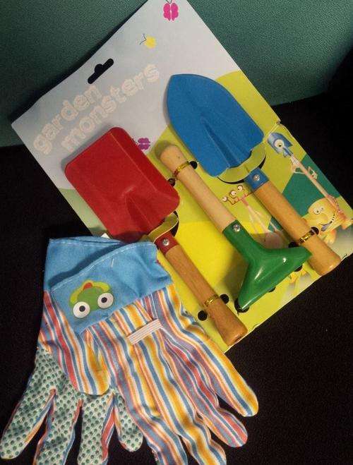 My First Gardening Set Too Cute 3 piece tool set & pair gloves ** 2 On Auction**
