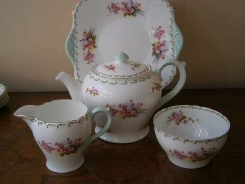 Shelley Fine Bone China  Tea Set  -  22 pieces