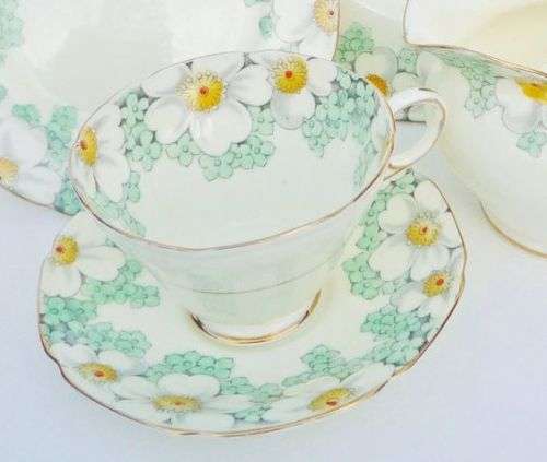 Paragon "April" Tea Set