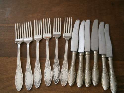 Set of 12 silver  plated cutlery