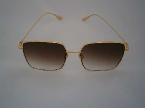 BRAND NEW DIOR DESIGNER SUNGLASSES