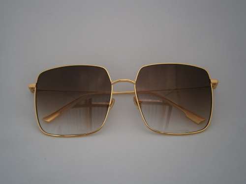 BRAND NEW DIOR DESIGNER SUNGLASSES