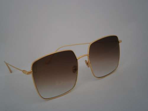 BRAND NEW DIOR DESIGNER SUNGLASSES