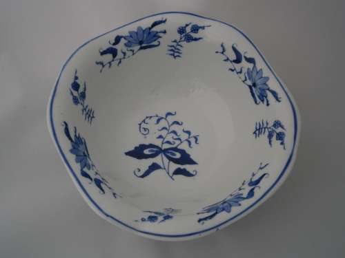 Blue and white  Bowl - 20.5 cm