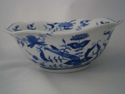 Blue and white  Bowl - 20.5 cm