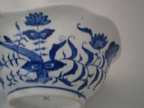 Blue and white  Bowl - 20.5 cm