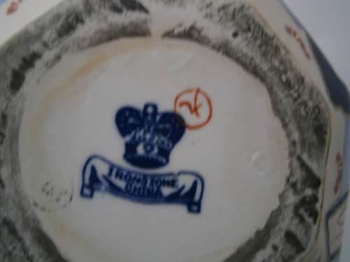 5 X GRADUATED IRONSTONE CHINA DRAGON JUG SET