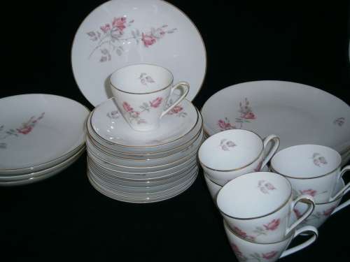 PART DINNER AND TEA SET 26 PIECES - ALKA BAVARIA CLAUDIA