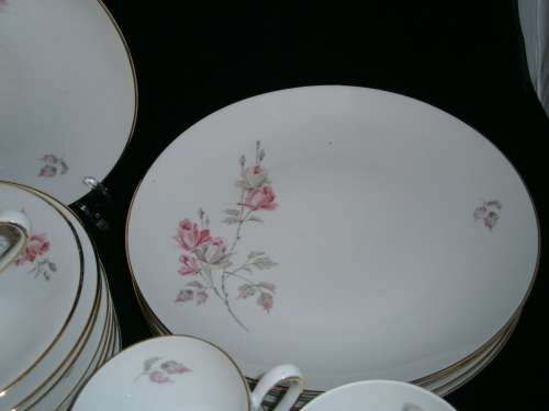 PART DINNER AND TEA SET 26 PIECES - ALKA BAVARIA CLAUDIA