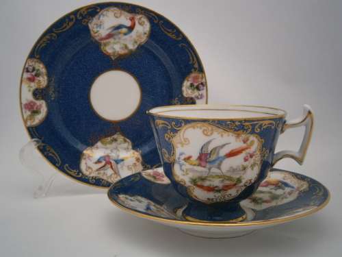 Royal Doulton Tea Set -21 pieces - Hand painted