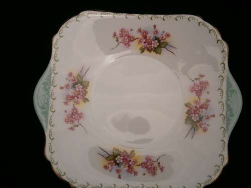 Shelley Fine Bone China - made in England - Cake Serving Plate