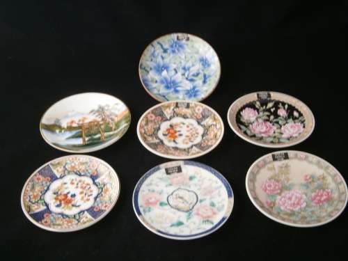 Collection of  7 Imary Pin Dishes