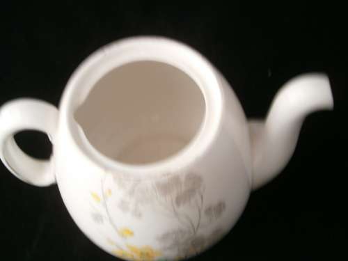 Lovely Shelley Tea Pot without Lid