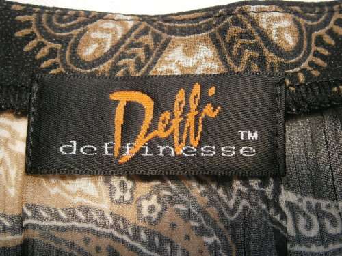 Long sleeve blouse byDeffi deffinesse in size M