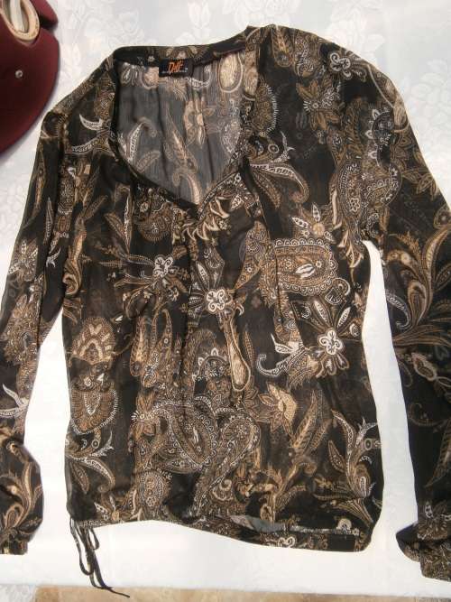 Long sleeve blouse byDeffi deffinesse in size M