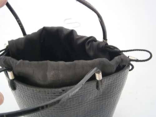 GENUINE BLACK PATENT LEATHER BARREL -HANDBAG