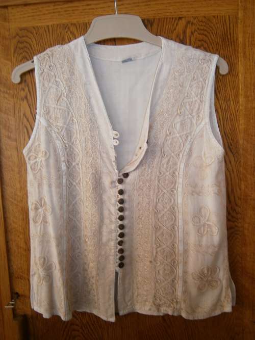 Top/ Waistcoat  in size - M