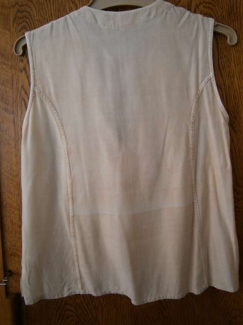 Top/ Waistcoat  in size - M