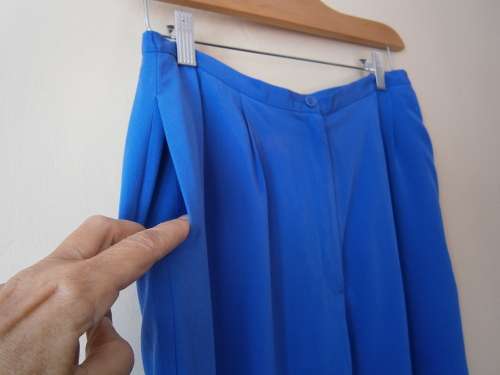 Gorgeous 100% Silk Pants.