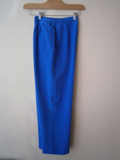 Gorgeous 100% Silk Pants.