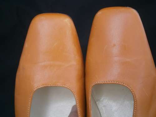 Genuine Leather "Heyraud Paris" shoes. Made in Italy. Size 7. New.