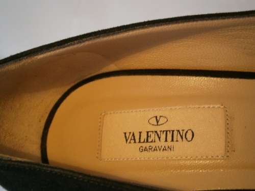 Luxury designers VALENTINO Suede Peep Toe Flower Pumps - Size 6.