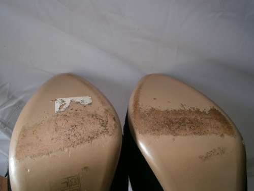 Luxury designers VALENTINO Suede Peep Toe Flower Pumps - Size 6.