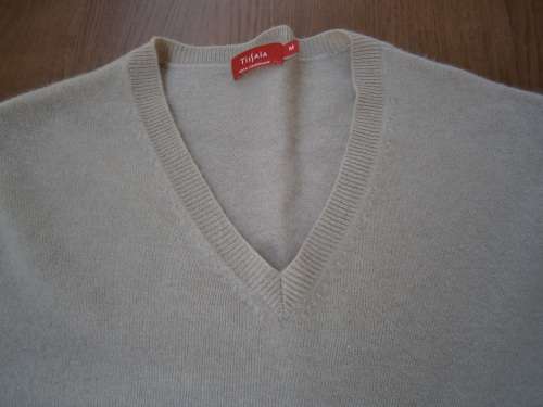 100% Cashmere  Jercey.