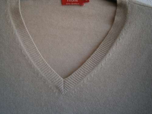 100% Cashmere  Jercey.