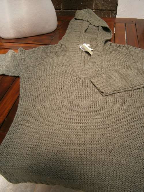 Hooded knitting jumper -New!