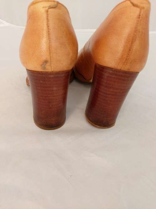 Leather shoes  by TJ England