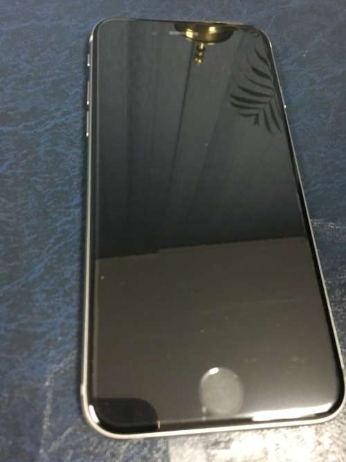 iPhone 6s 64GB Space Grey **Brand new unit from iStore incl 60 day warranty**