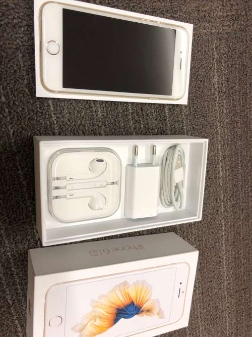 iPhone 6s 64GB Gold **Like new** including cover
