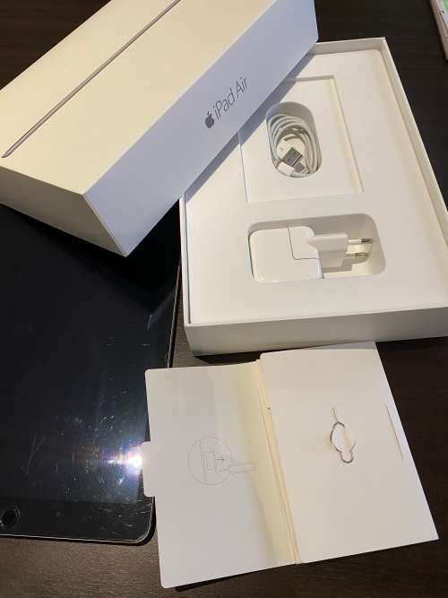 Apple iPad Air 2 WiFi + Cellular 64GB + cover