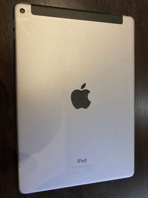Apple iPad Air 2 WiFi + Cellular 64GB + cover