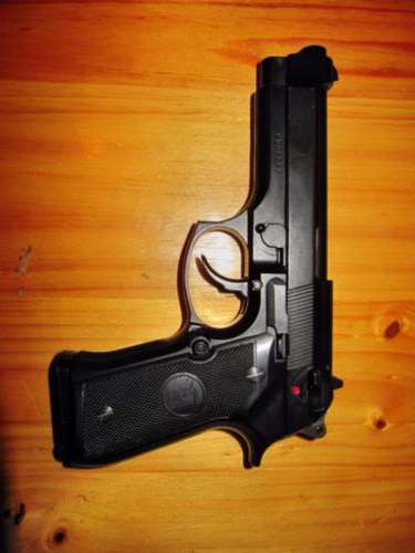 Airsoft KJW M9 Barretta Pistol Replica