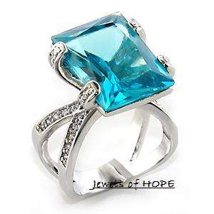 Size  7 - BOLD & BEAUTIFUL RUSSIAN BLUE SWAROVSKI CRYSTAL RING