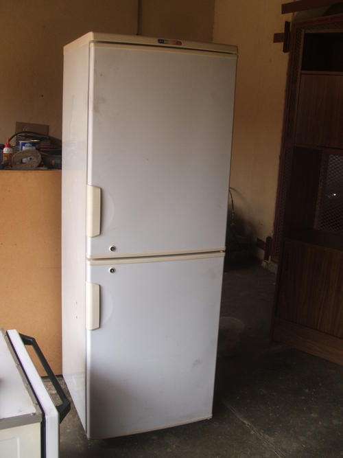Fridge - freezer 100% working condition.....Very low start