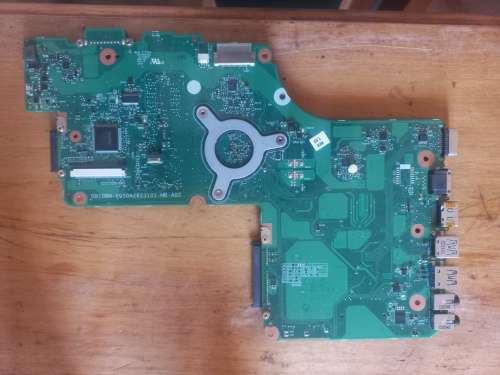 TOSHIBA Satellite C55-A5180  cpu N2820 @ 2.13 Ghz and ram included and screen