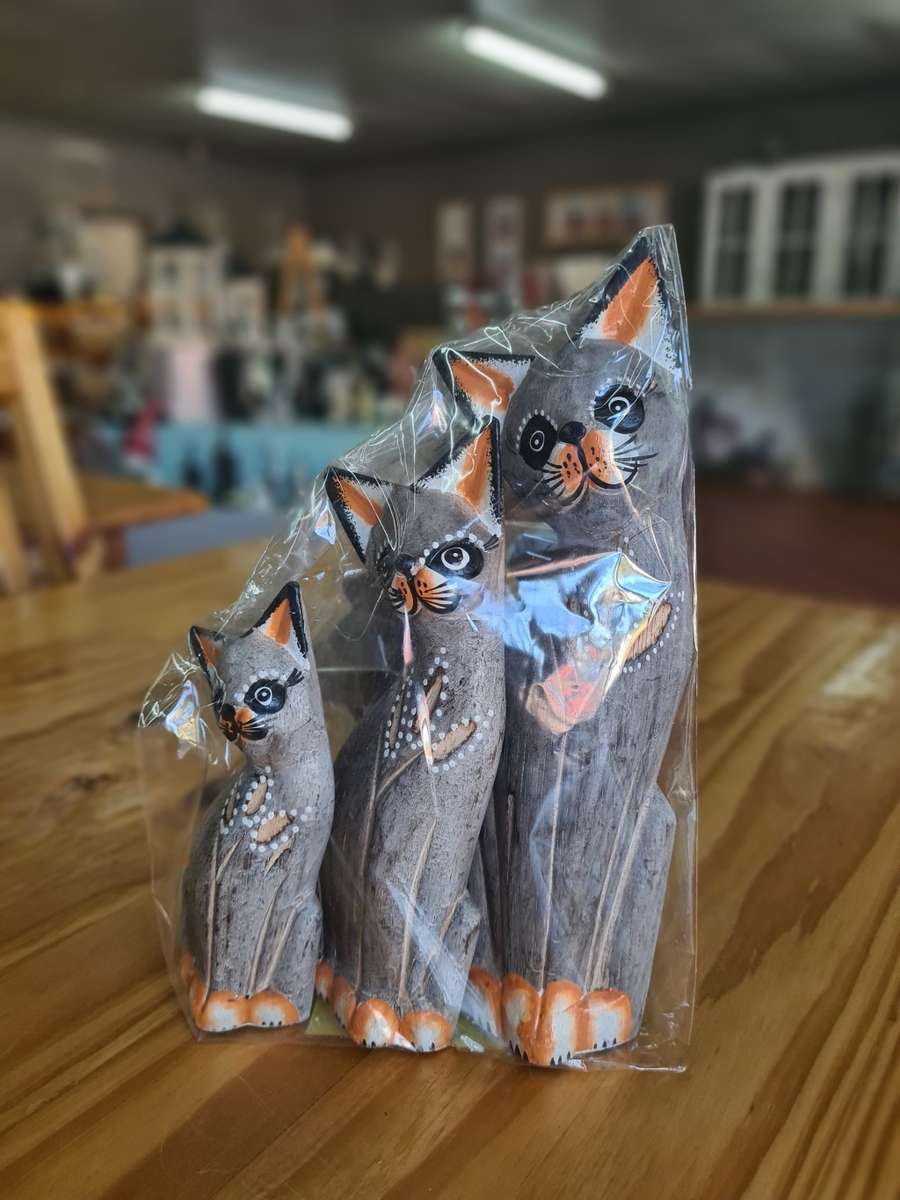 Imported Wooden Cat set